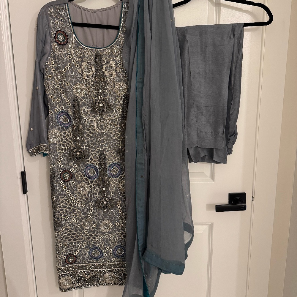 3 Piece Pakistani Wedding Wear Formal Outfit Small Size